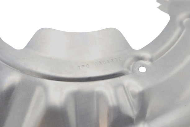 Original VW Touareg Deckblech Bremse Vorderachse rechts Ankerblech