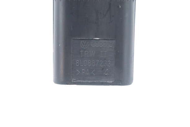 Original Audi A4 VW Passat Skoda Octavia Montierhülse für Kindersitz