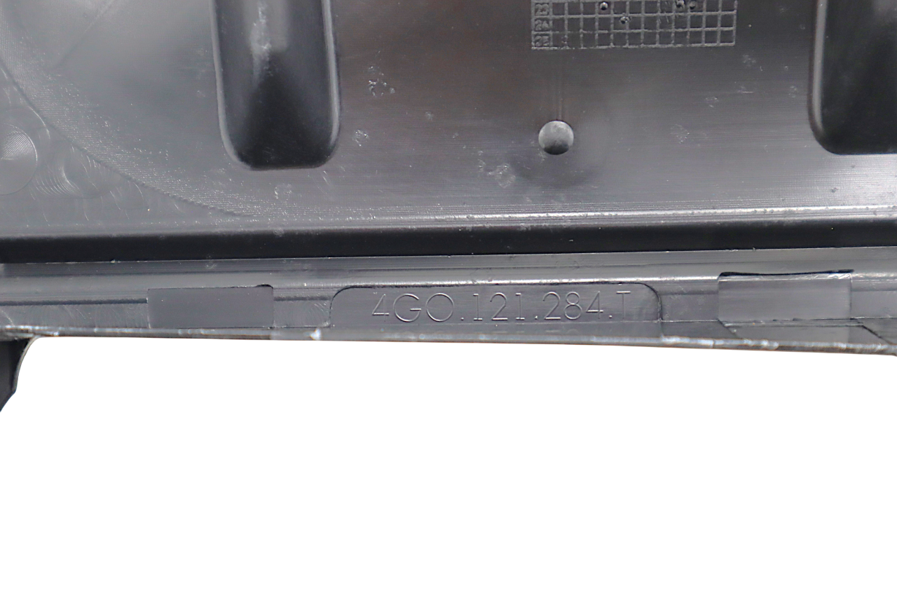 Original Audi A6 S6 Luftführung rechts