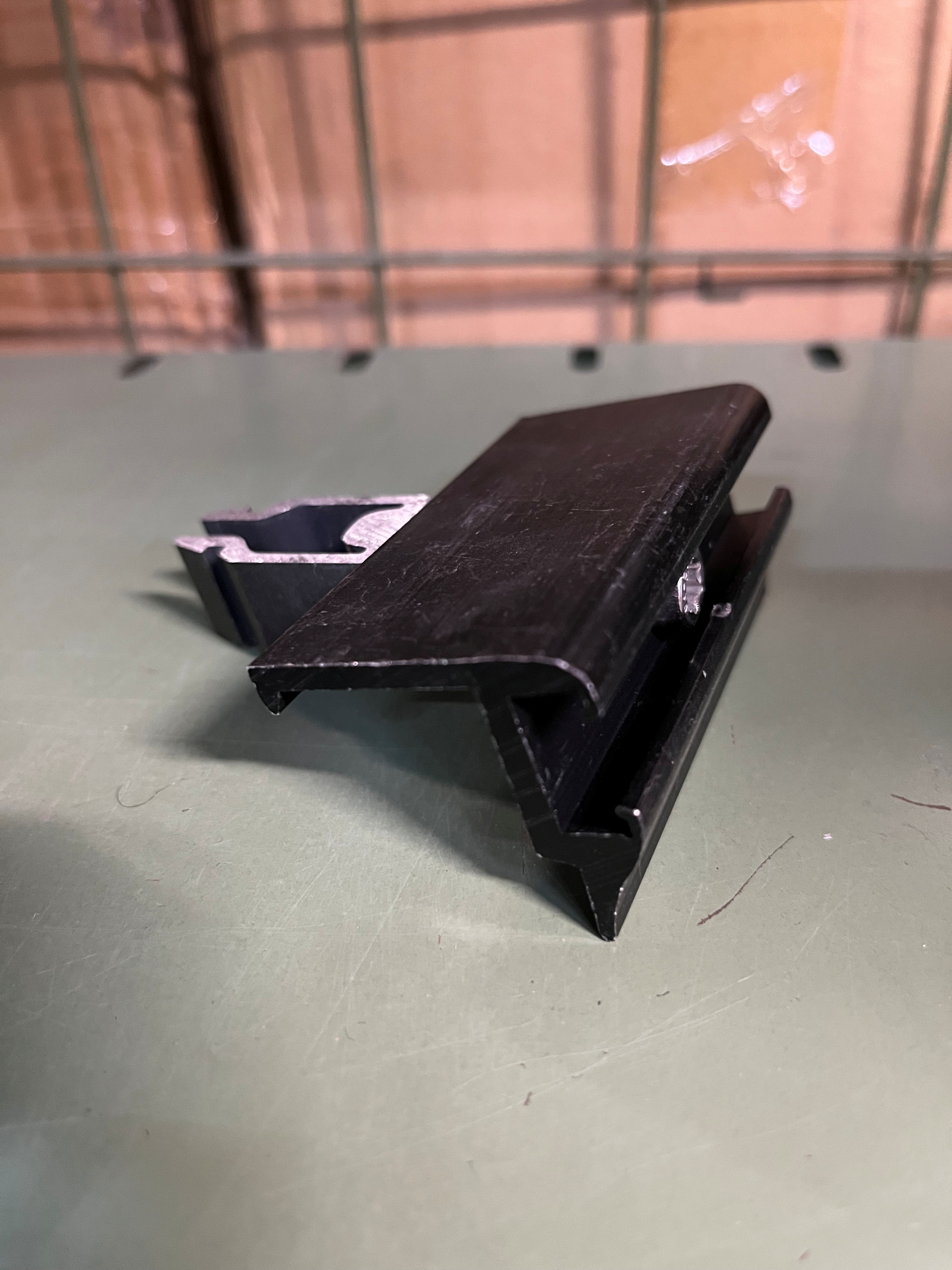 SL-Rack Modul Endklemme schwarz