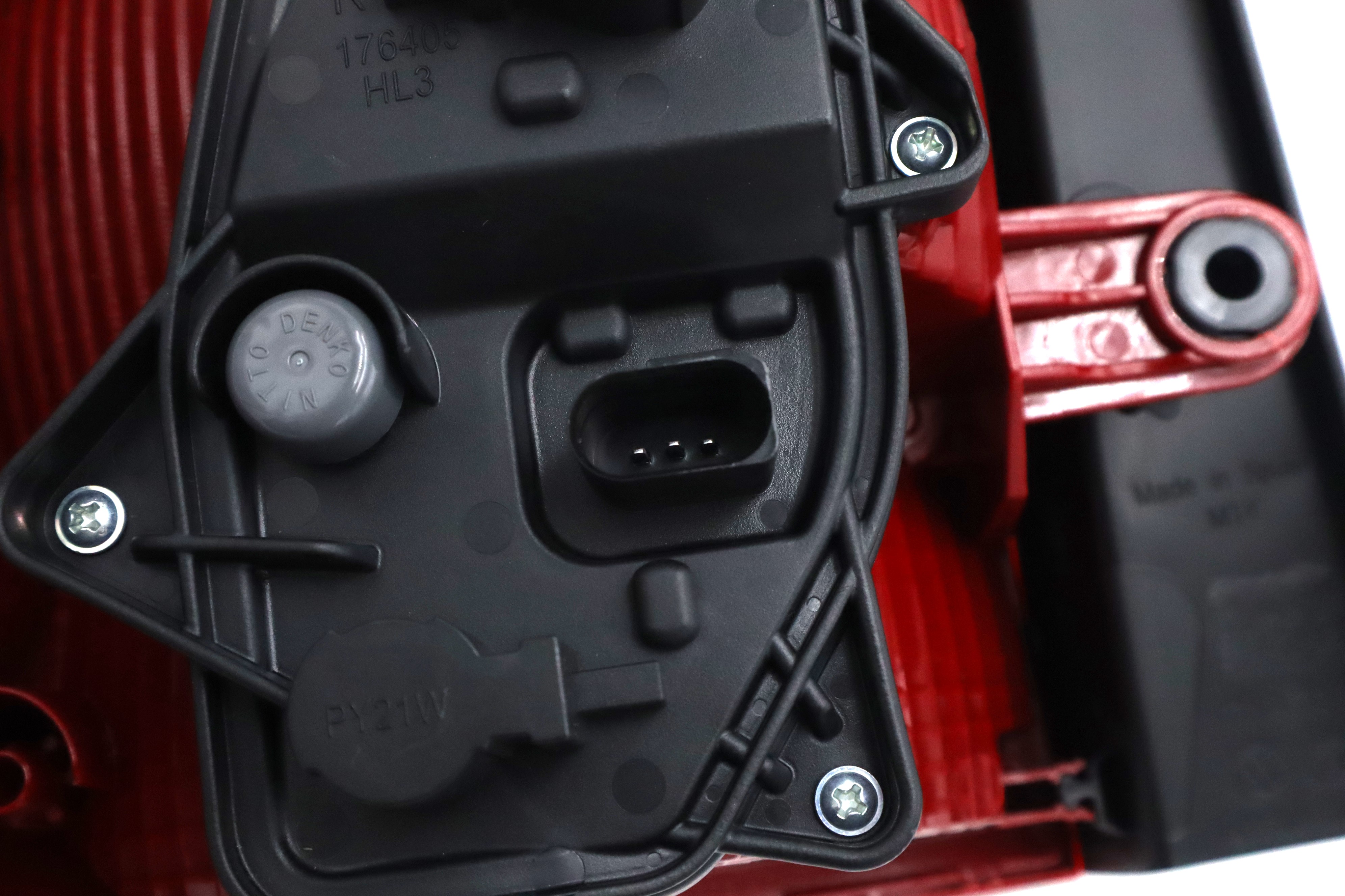 Original VW Touran Schlussleuchte Rückleuchte hinten rechts aussen