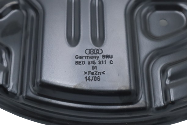 Original Audi A4 8E B6 B7 Deckblech Bremse Vorderachse links Ankerblech
