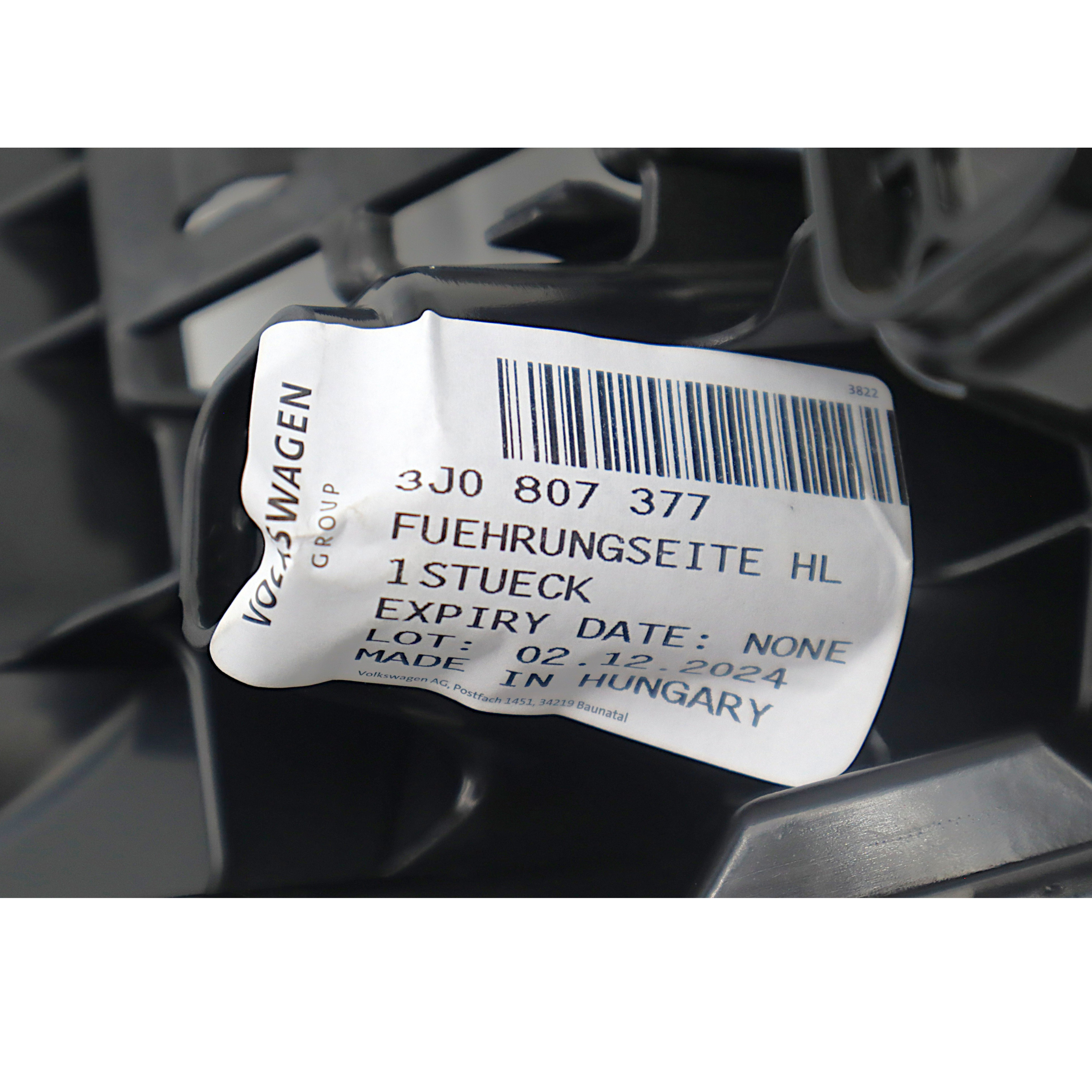 Original VW Passat Skoda Superb Führungsteil hinten links für Stossfänger