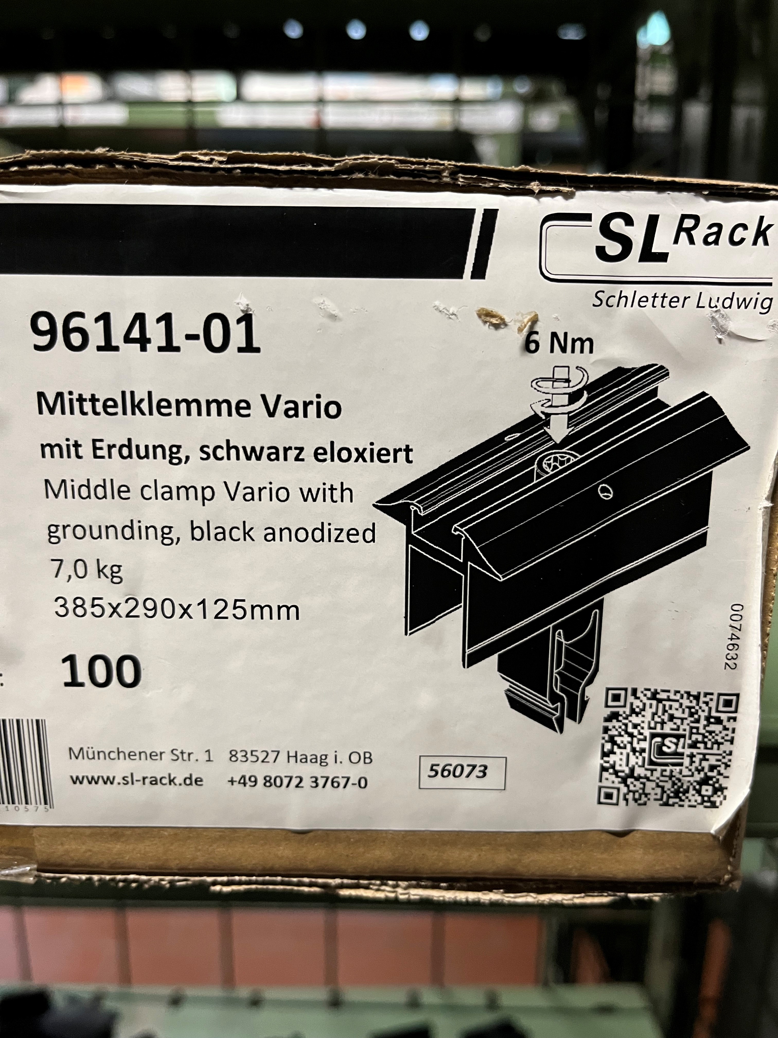 SL-Rack Modul Mittelklemme Vario schwarz eloxiert