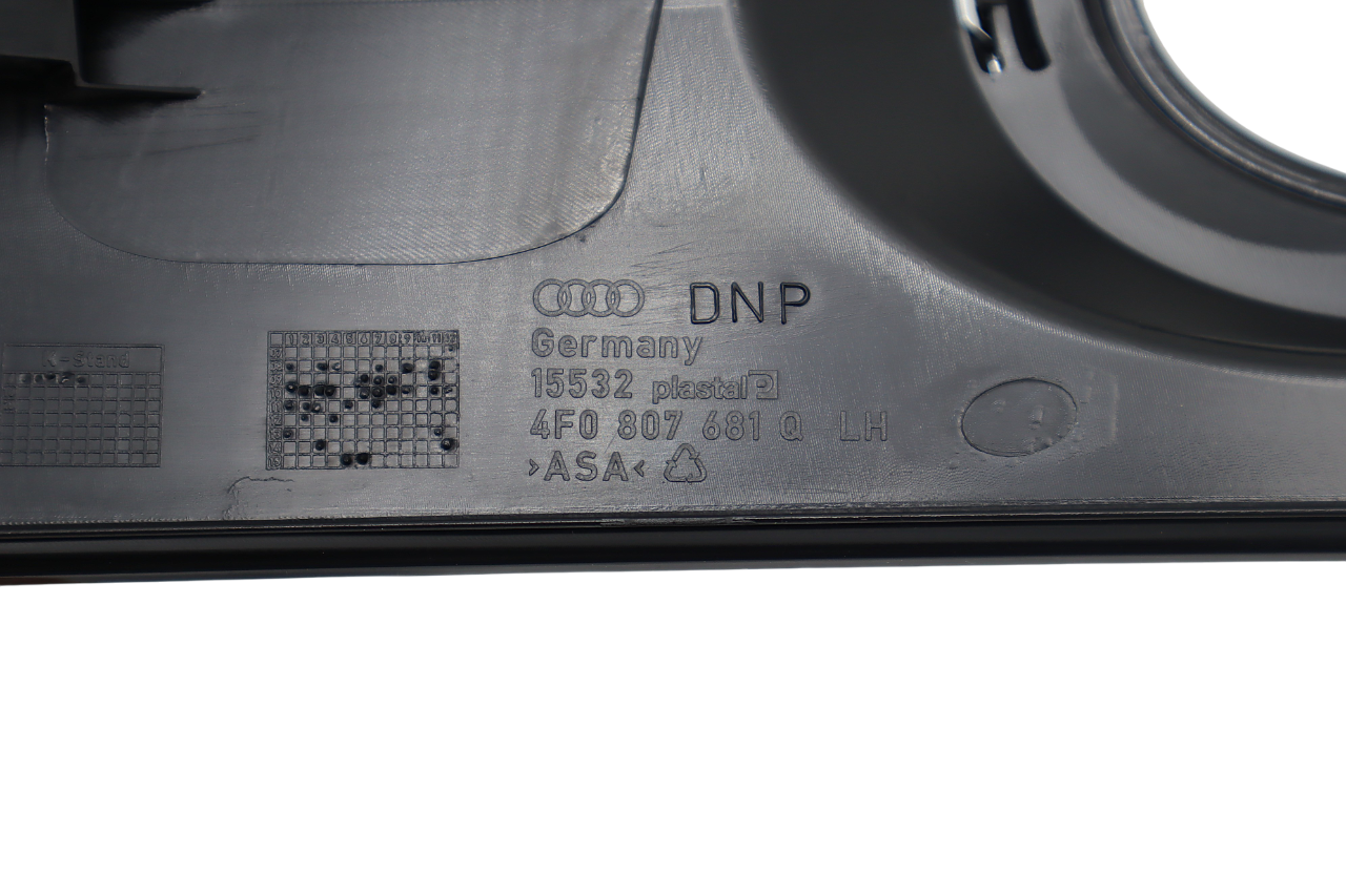 Original Audi A6 Luftführungsgitter links satinschwarz