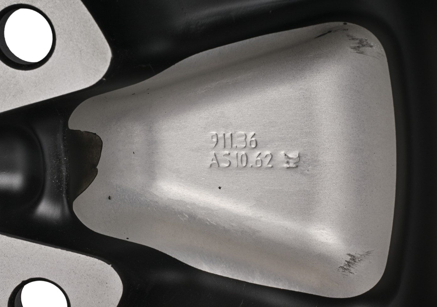 Original Porsche Fuchsfelge® 7Jx15, ET 23,3 poliert/eloxiert - 91136102011