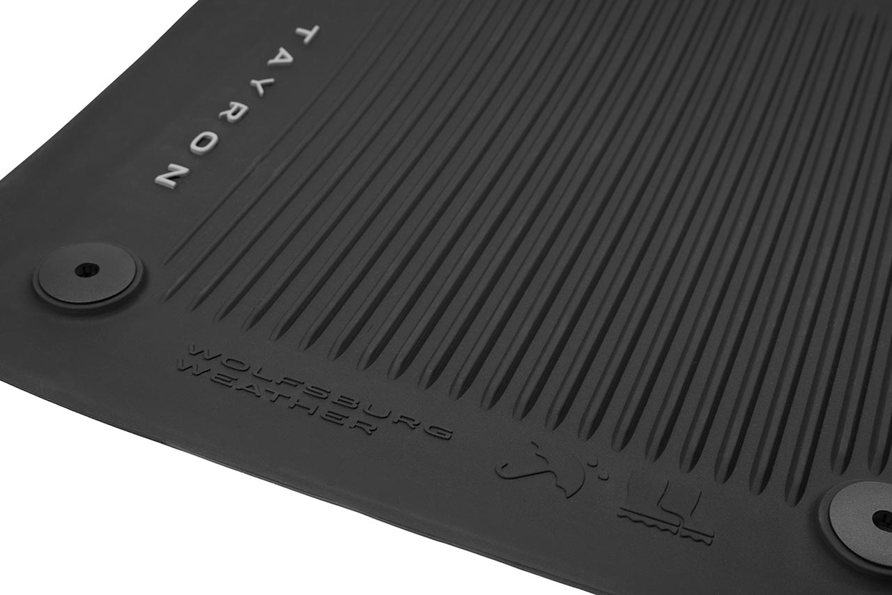 Original VW Tayron Allwetterfußmatten Gummimatten vorne mit Druckknopf-Befestigung