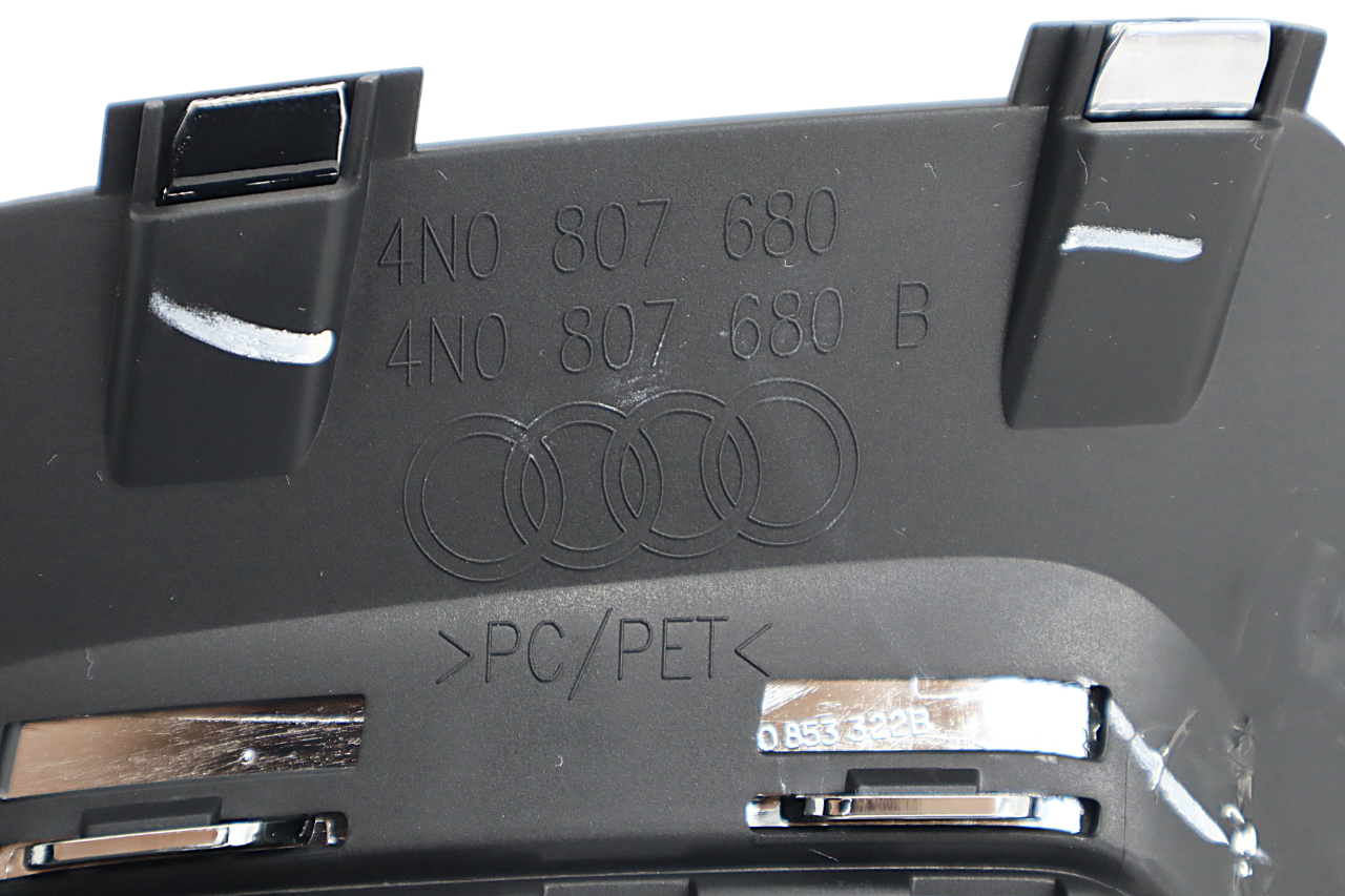 Original Audi A8 Luftführungsgitter rechts schwarz/chrom