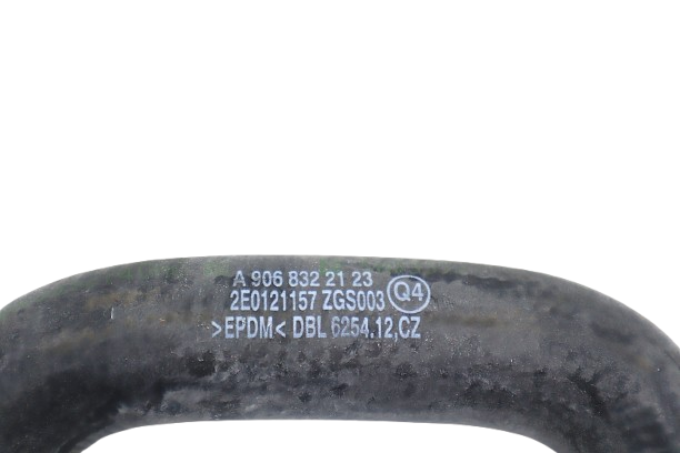 Original VW Crafter Kühlmittelschlauch Vorlauf