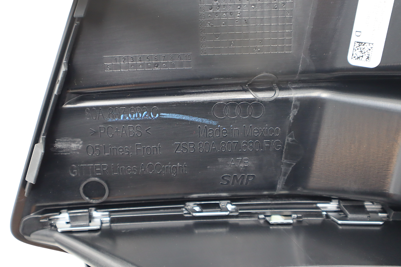 Original Audi Q5 Luftführungsgitter Stoßstangengitter rechts dark chrom matt/aluminium