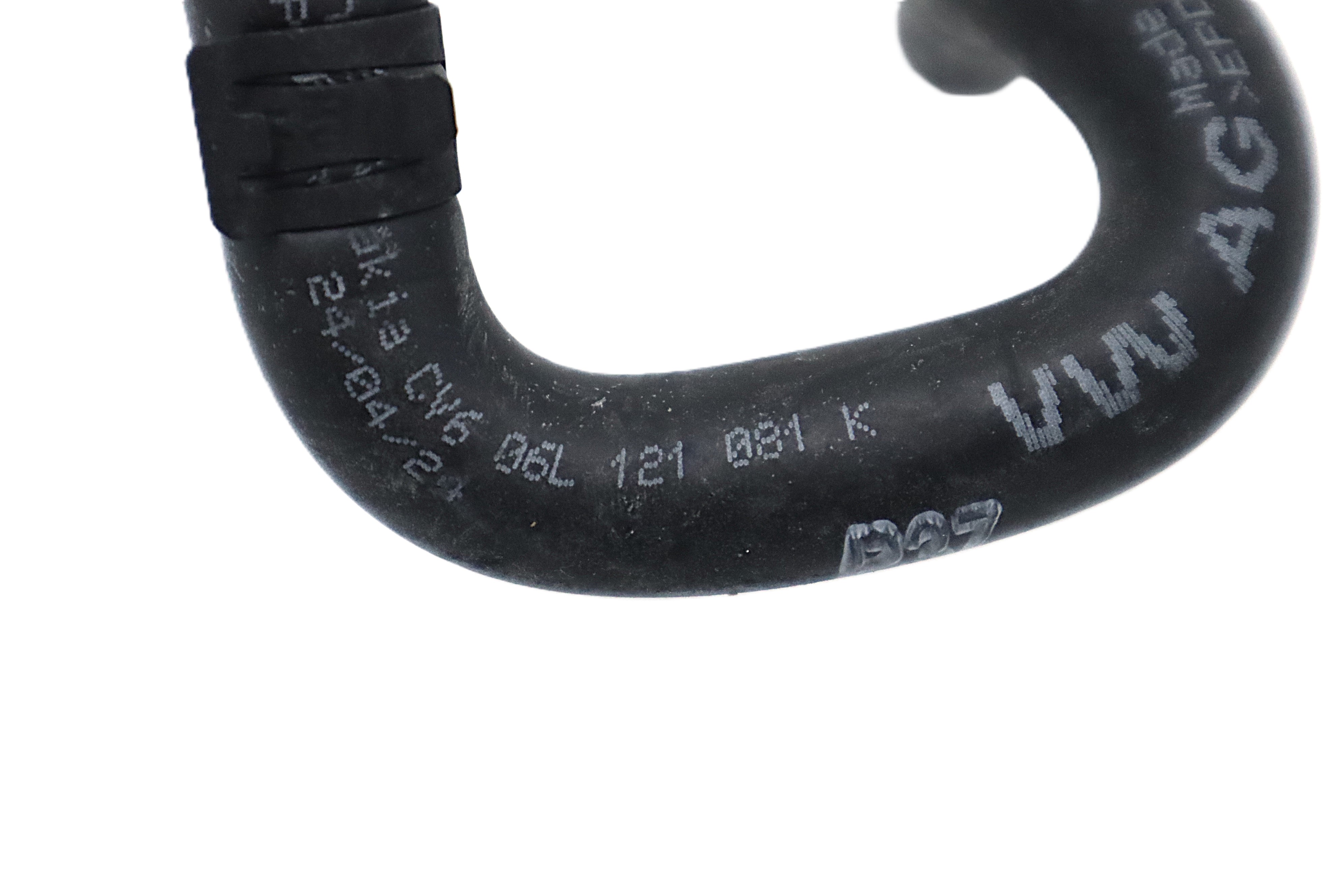 Original Audi A4 A5 A6 A7 A8 Q5 Q7 VW Touareg Entlüftungsschlauch mitte oben