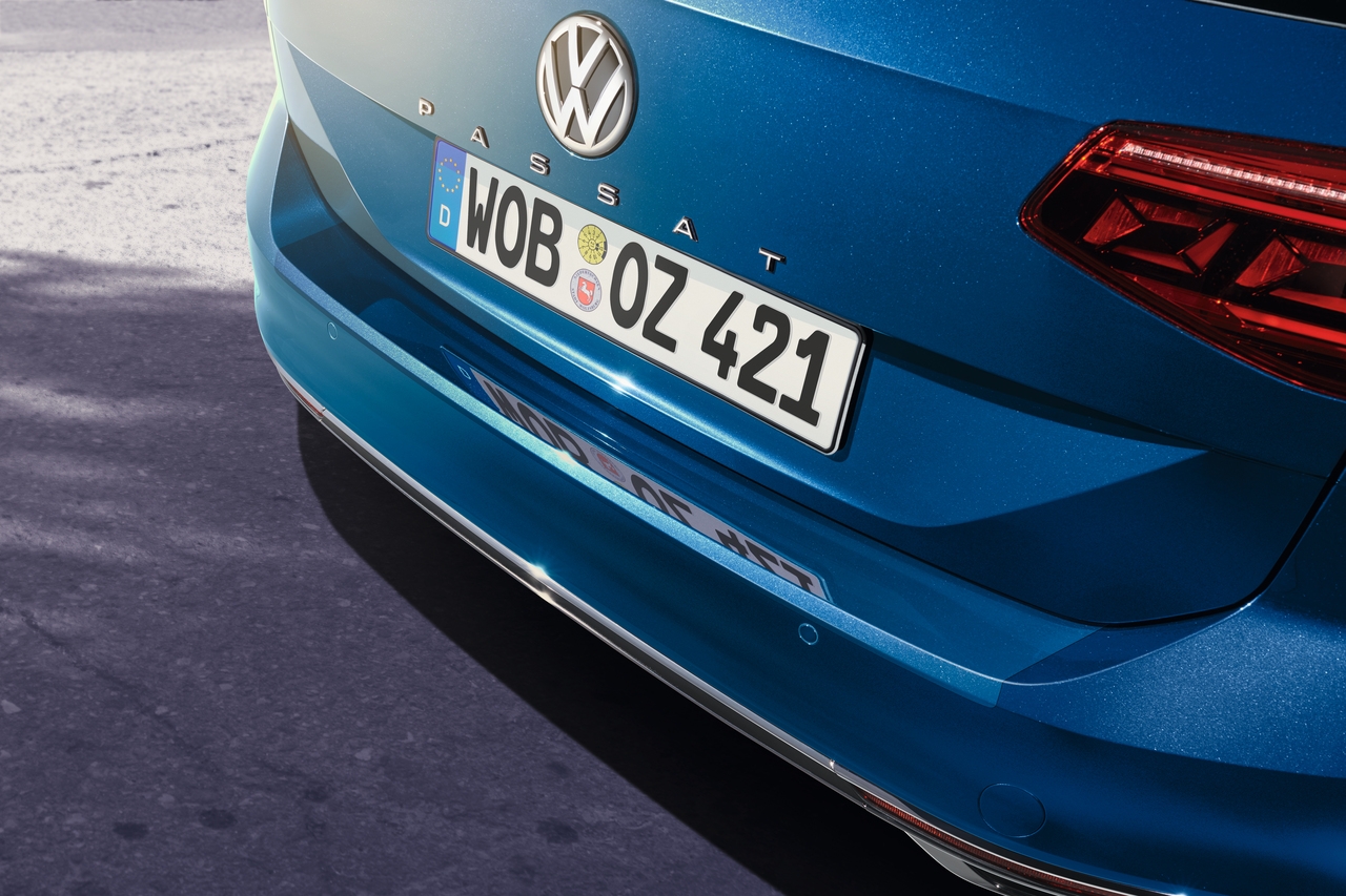Original Volkswagen Passat Schriftzug Heckklappe chrom hinten