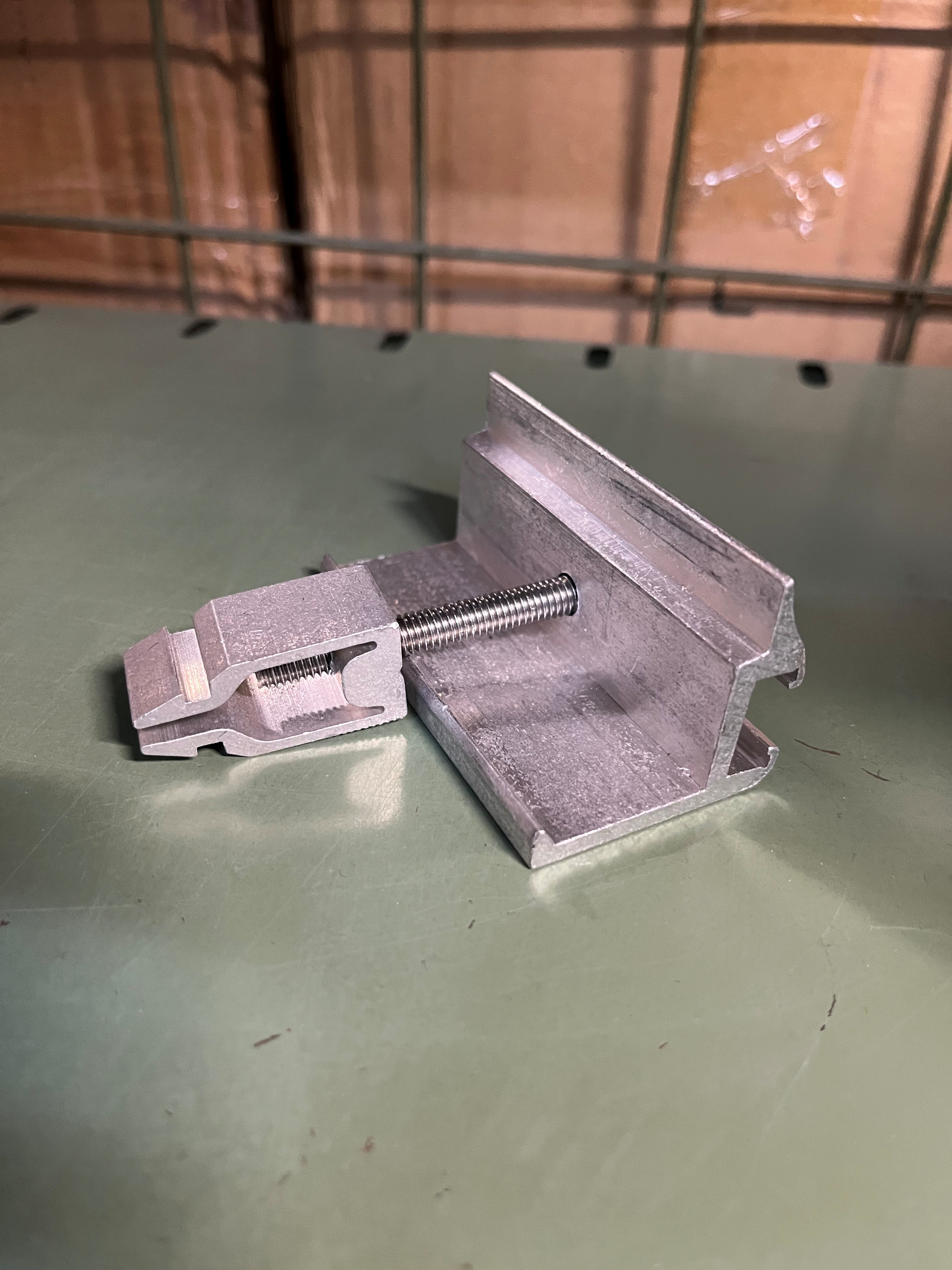 SL-Rack Modul Endklemme silber