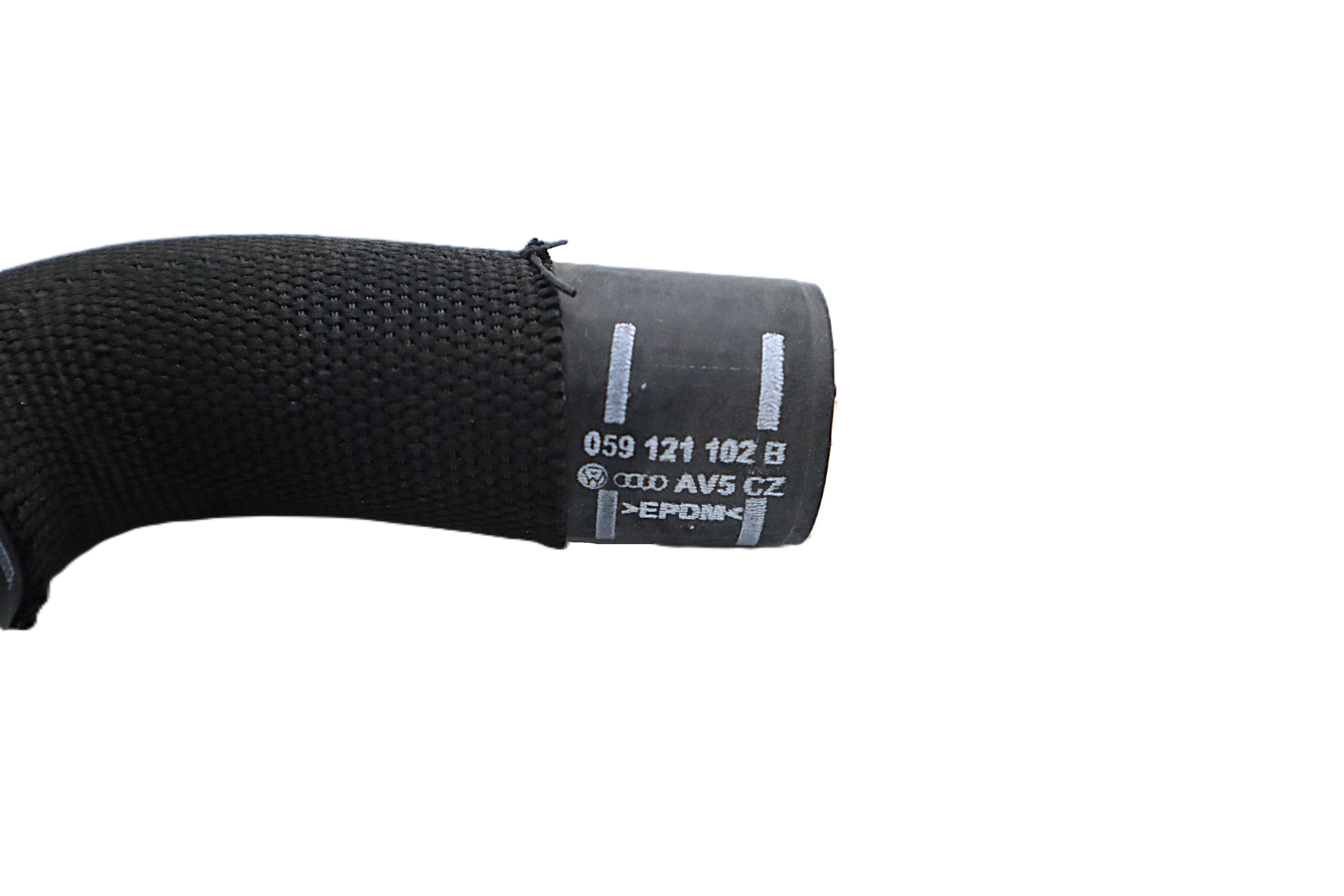 Original Audi A4 A5 Q7 VW Phaeton Touareg Kühlmittelschlauch Rücklauf