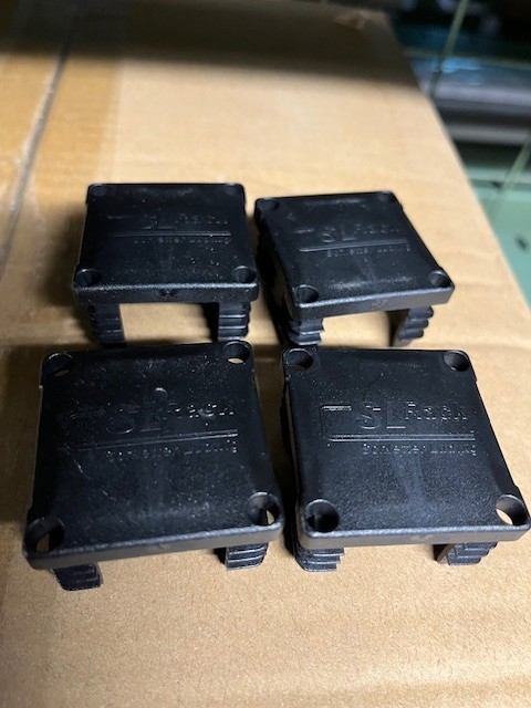SL-Rack Endkappe für Rail 40 schwarz , 100ter Set
